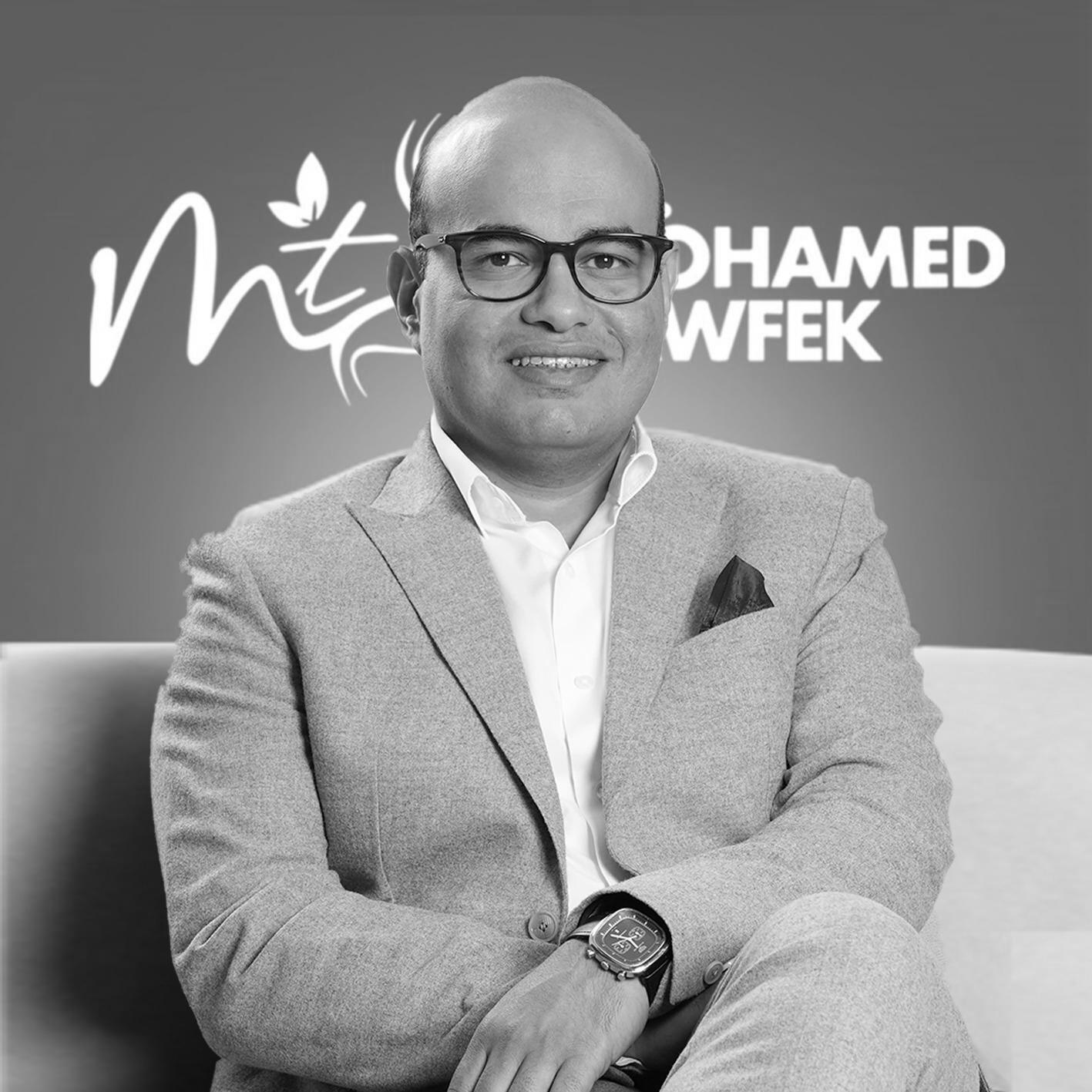 الدكتور/ محمد توفيق - black and white